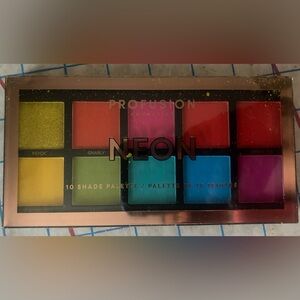 Profusion Neon Eyeshadow New Sealed